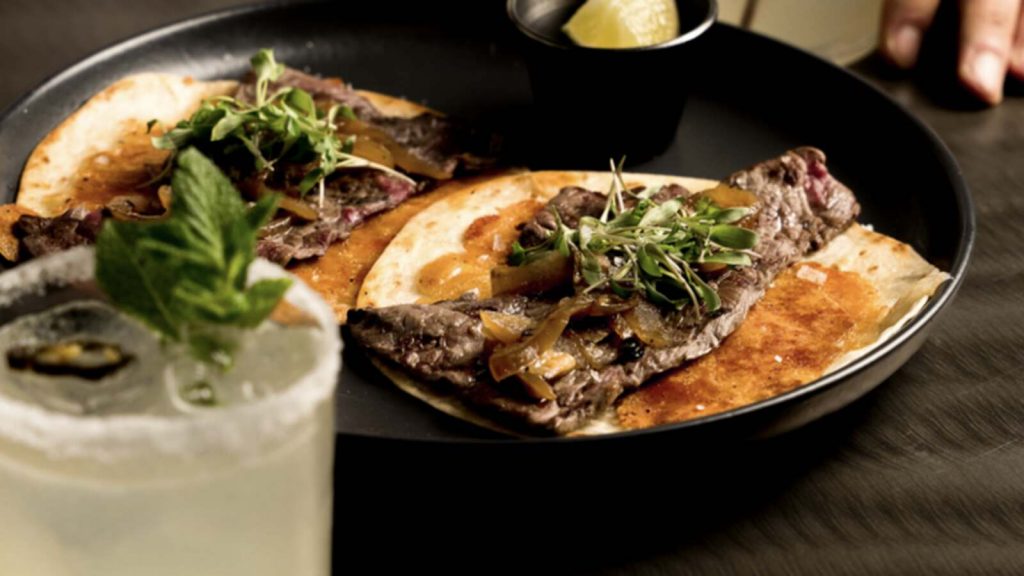 Plato del restaurante La Santa, restaurantes mexicanos en Madrid
