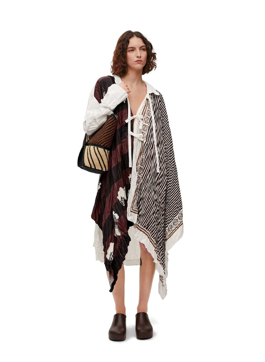 Vestido-túnica, Loewe, caftán