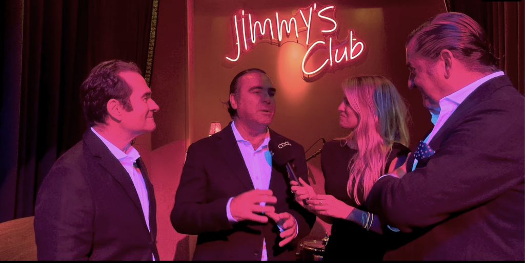 Fina Grosso con le grupo jerezano A Dos Velas.