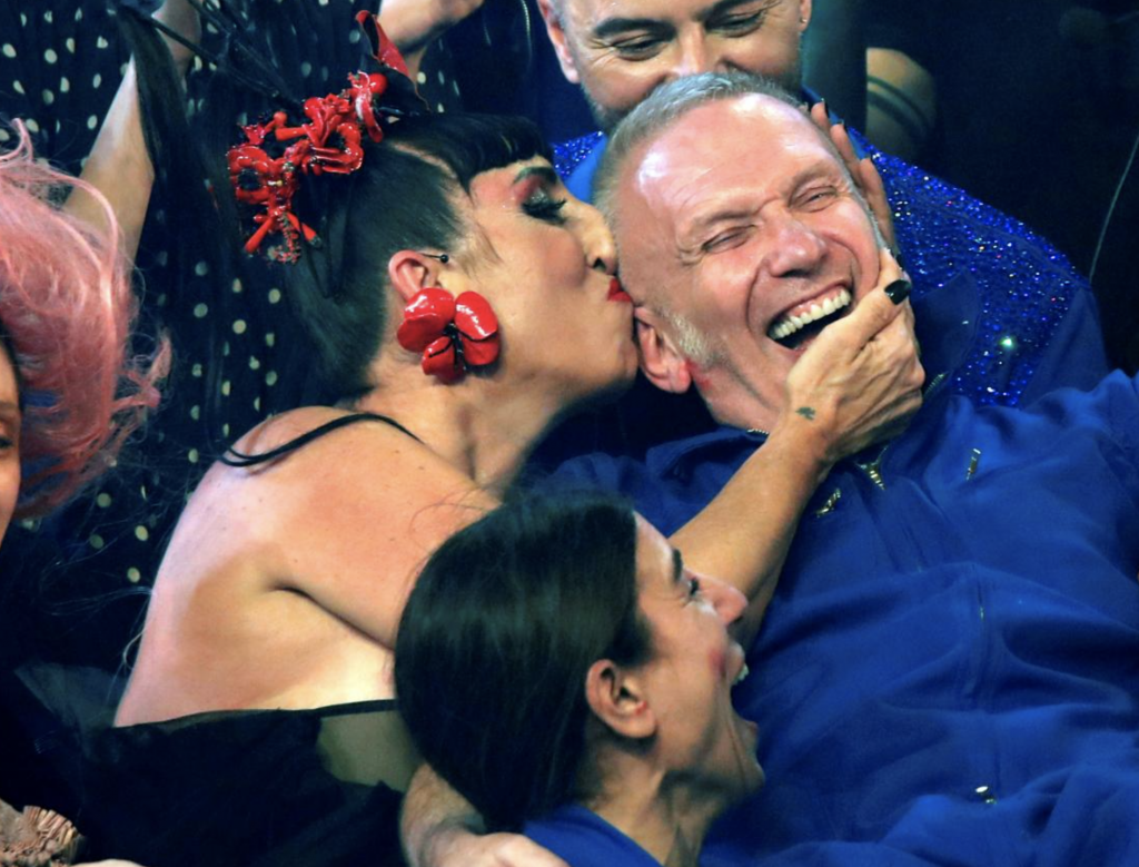 Rossy de Palma con Jean Paul Gautier.