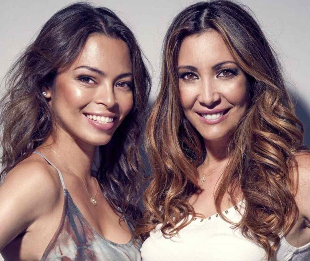 Alina Peralta y María Bravo.