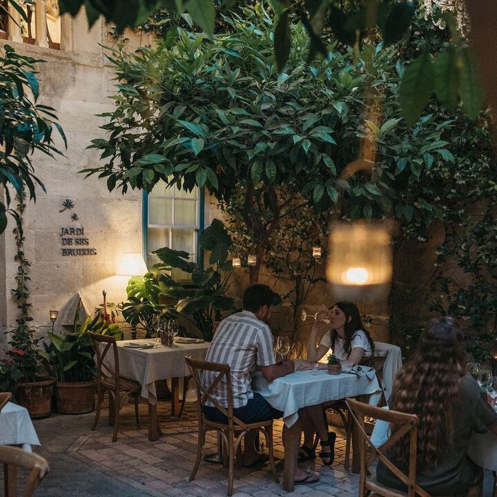 Jard&iacute; de Ses Bruixes, Mah&oacute;n