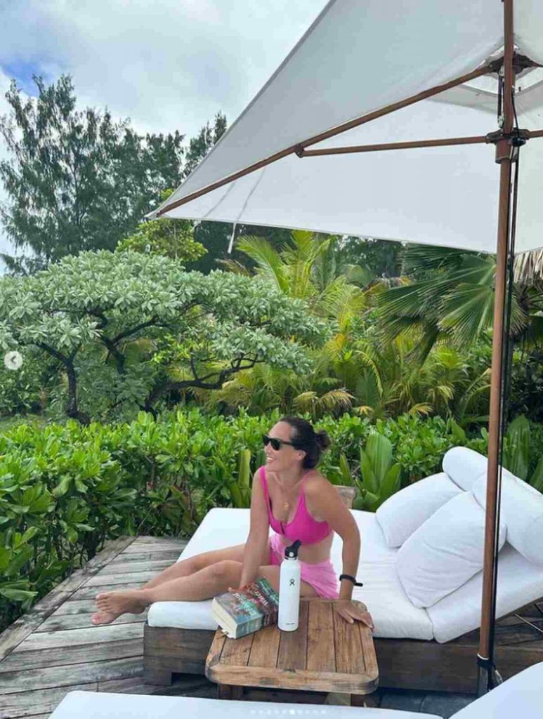 Famosas en bikini, Tamara Falc&oacute;