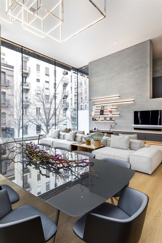 Sal&oacute;n de piso de lujo