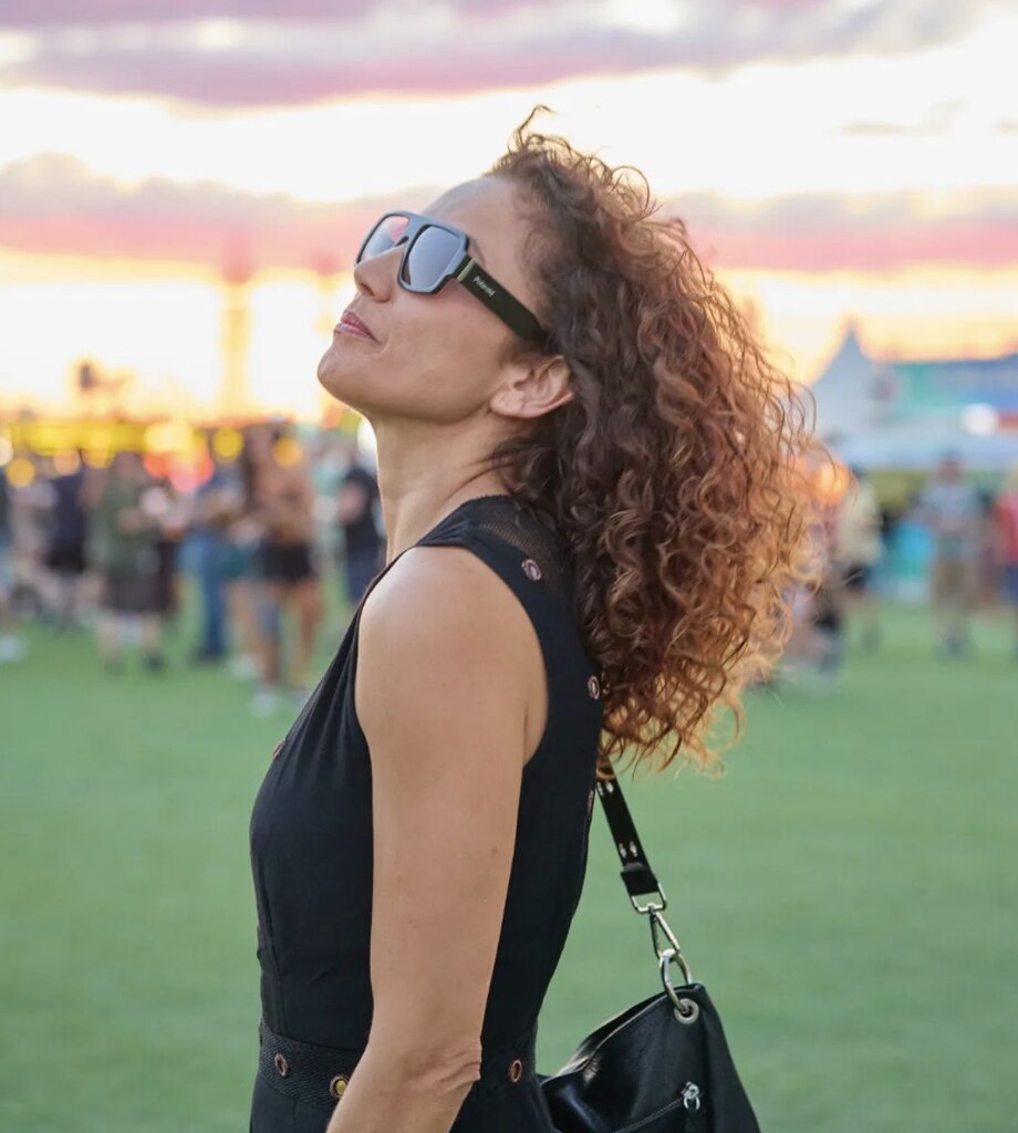 Toni Acosta