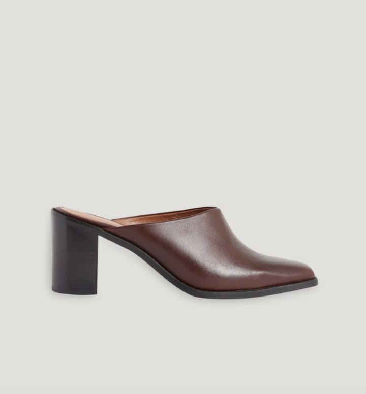 Claudie Pierlot, mules
