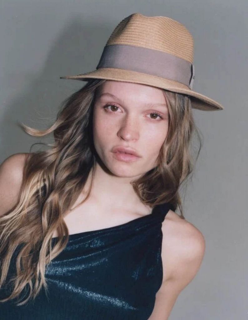Sombrero de rafia para el verano de IKKS
