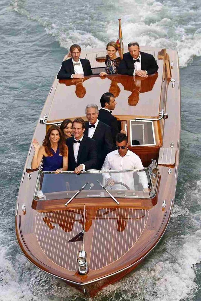 Barco de Venecia de Uber