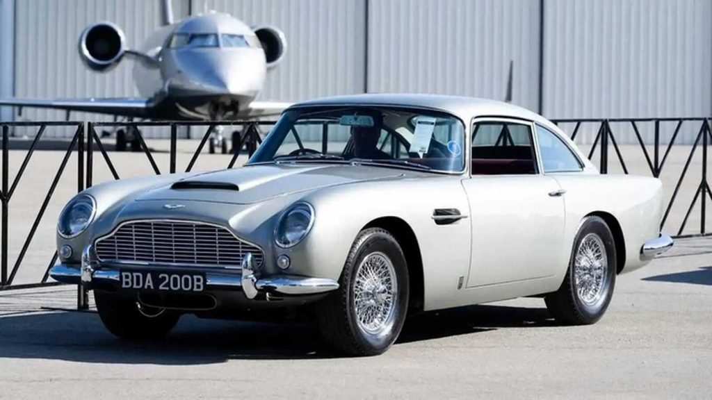 Coche Aston Martin DB5 de pel&iacute;cula de James Bond