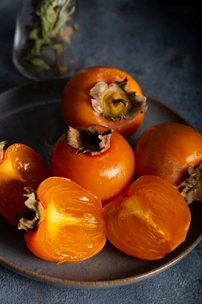 Caqui, una de las frutas que más engordan