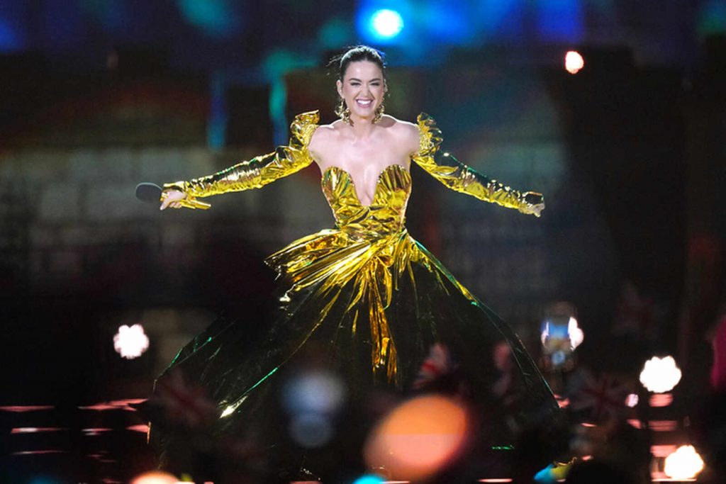 Katy Perry en la coronaci&oacute;n de Carlos III