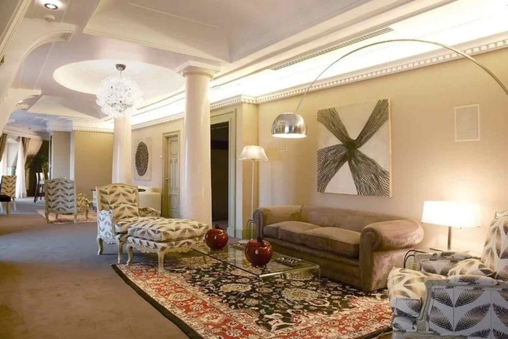 Suite Imperial del hotel Carlton donde se aloja Mar&iacute;a Pombo