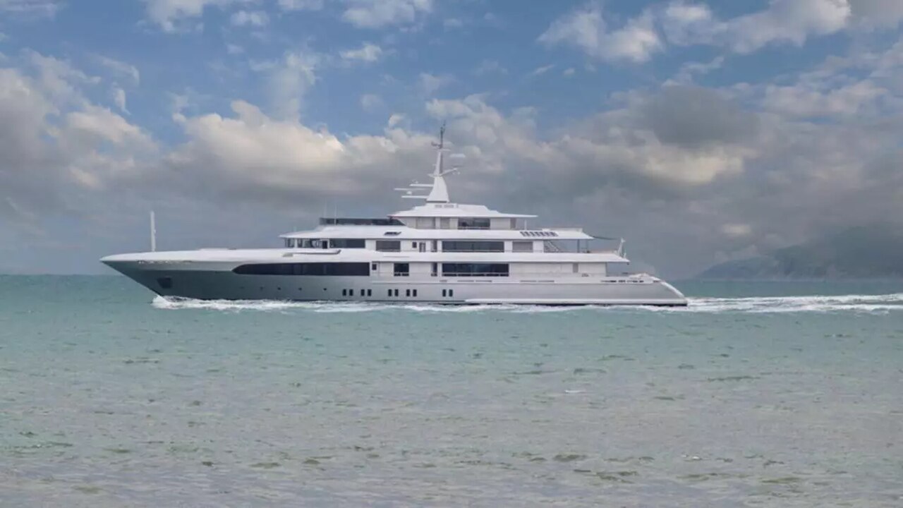 Regina d’Italia, Dolce & Gabbana, yate, formentera