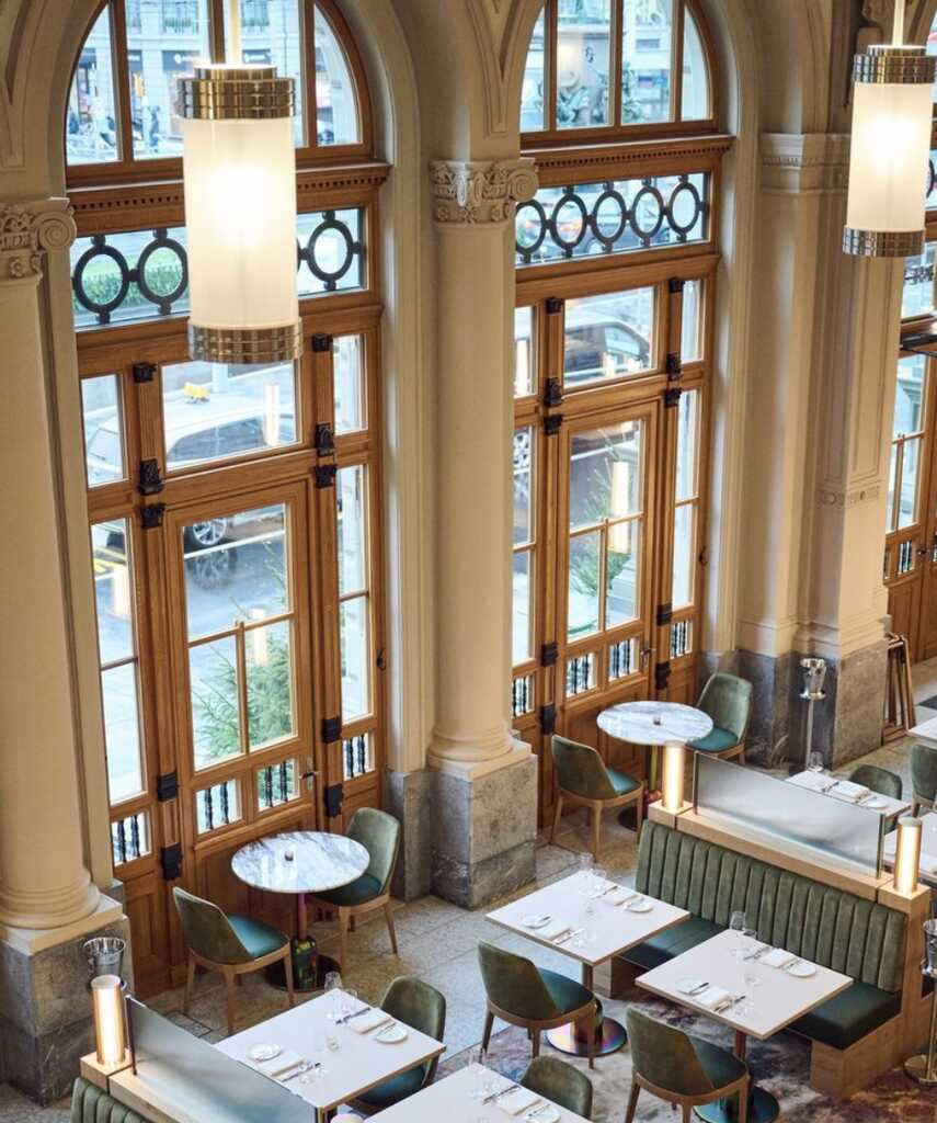 Z&uacute;rich, Restaurante