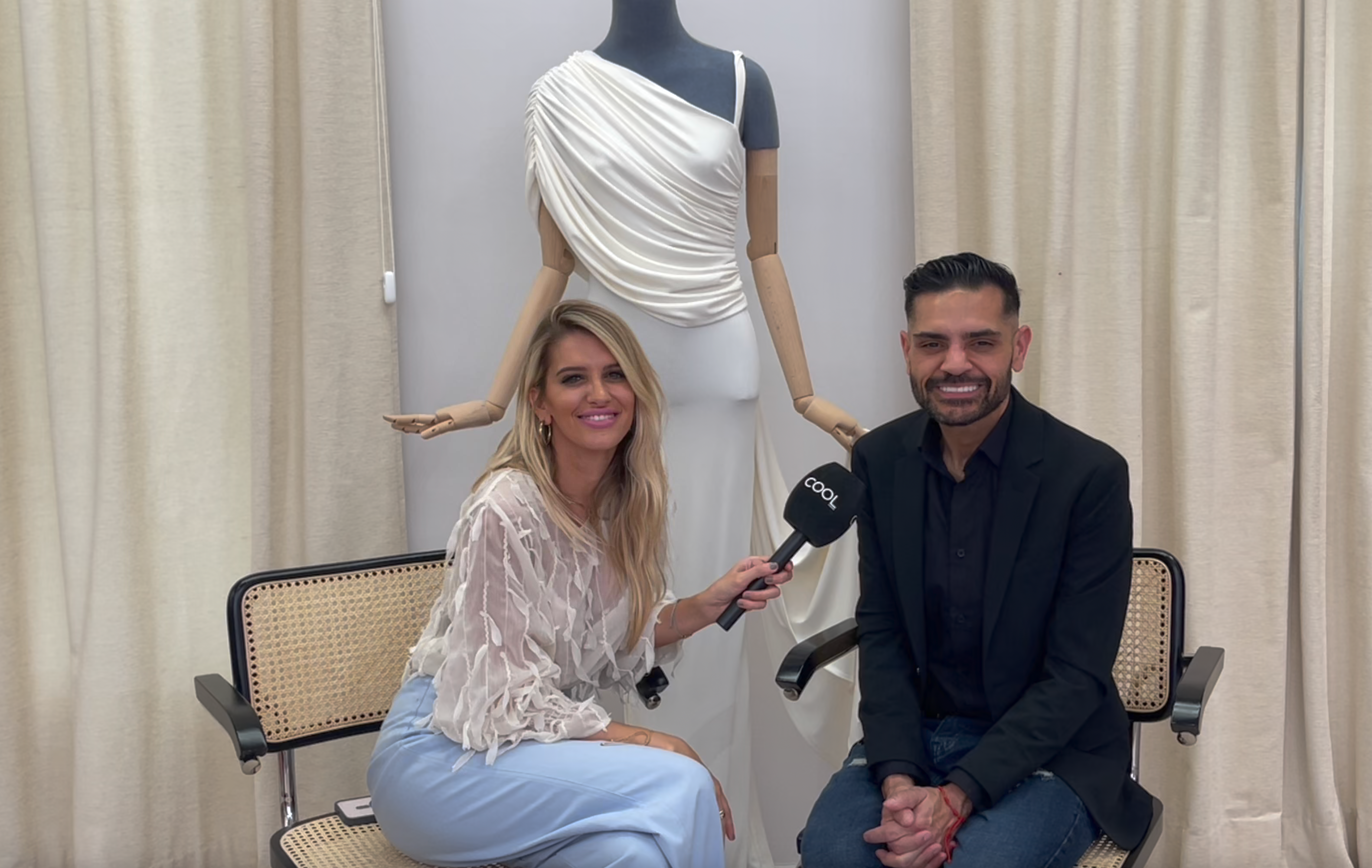 Fina Grosso entrevistando al dise&ntilde;ador internacional Michael Costello