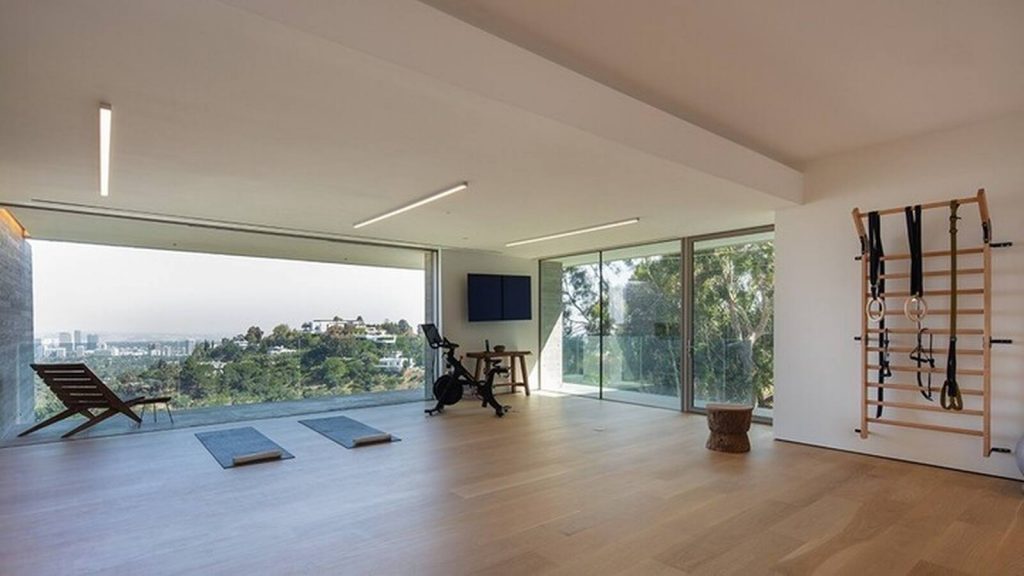 Gimnasio de mansi&oacute;n de lujo