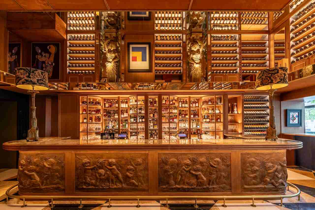 The Library, Madrid, vino