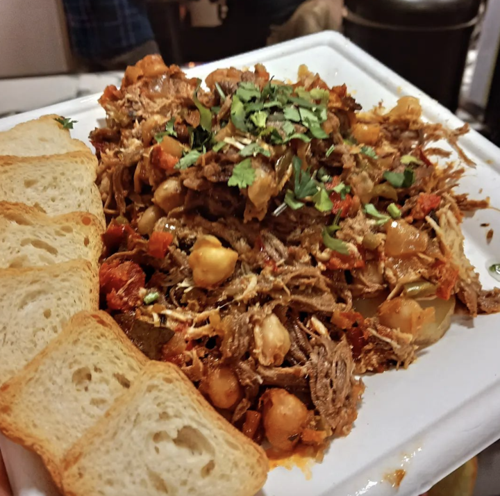 El Perenqu&eacute;n, Lavapi&eacute;s, restaurante canario