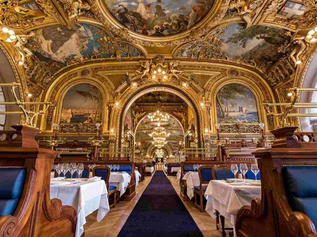 Restaurantes en estaciones de metro en Par&iacute;s, Le Train Blue