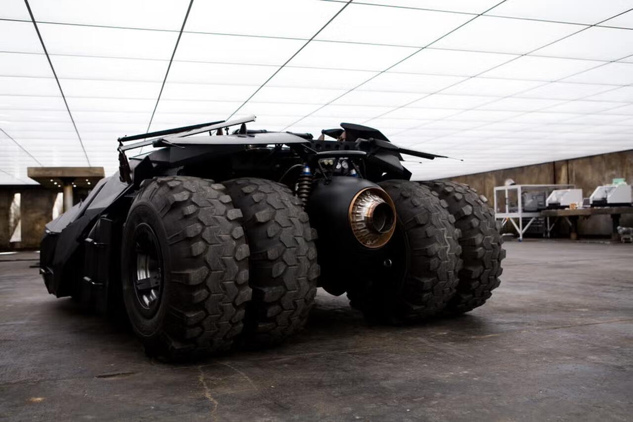Batm&oacute;vil, coche, motor