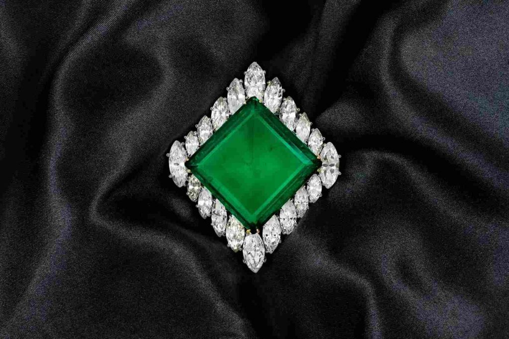Esmeralda de Aga Khan subasta récord