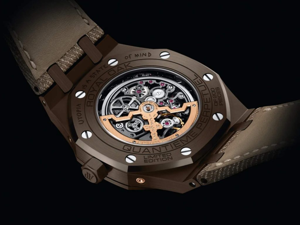 Parte de atr&aacute;s del reloj de Travis Scott