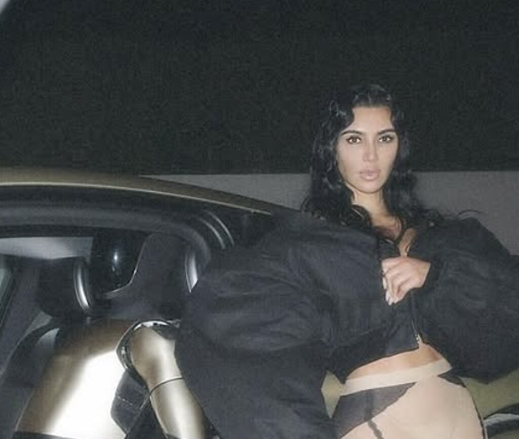KIm Kardashian, Tesla