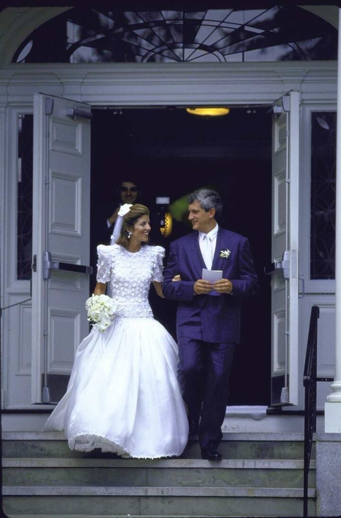 Caroline Kennedy cas&aacute;ndose