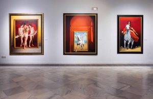 Cuadros en una exposición de Madrid en febrero