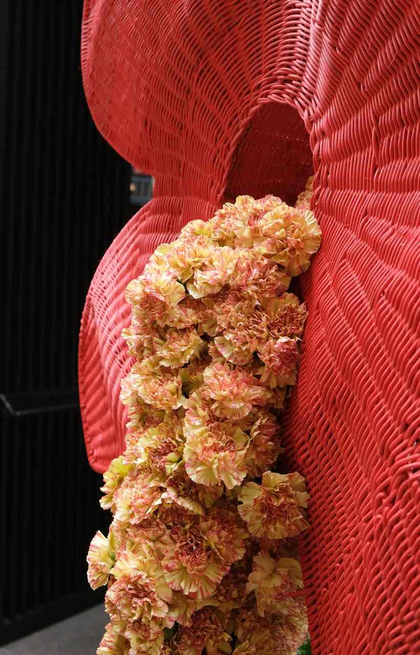 exposici&oacute;n floral rosewood villa magna madrid