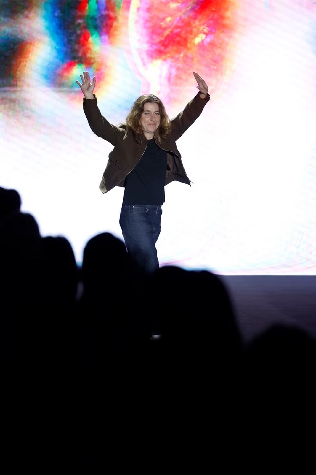 Yolanda de Yolancris saludando al final de la Fashion Week de Madrid