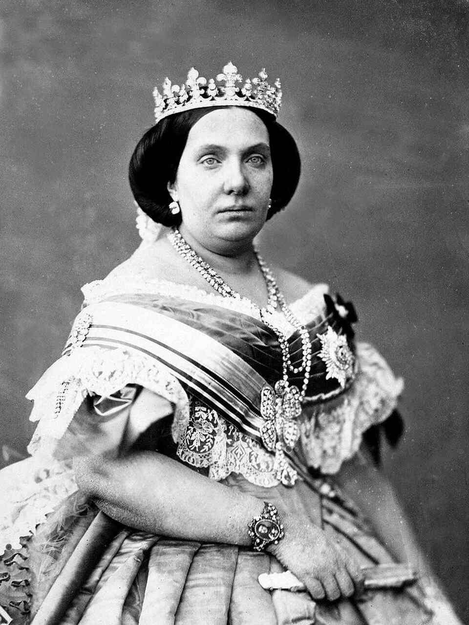 perlas negras isabel ii