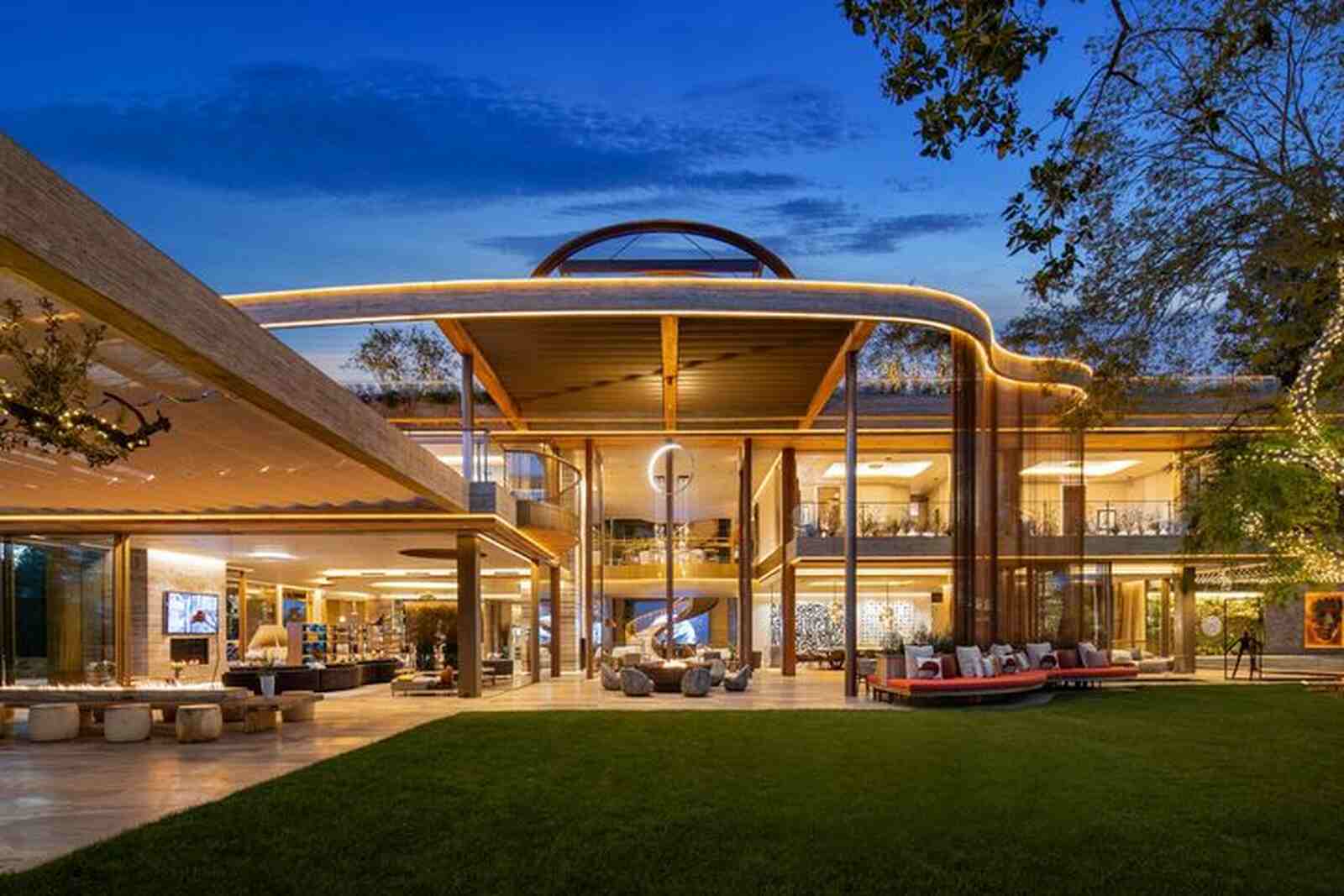Frontal de la mansi&oacute;n del arquitecto de Succession