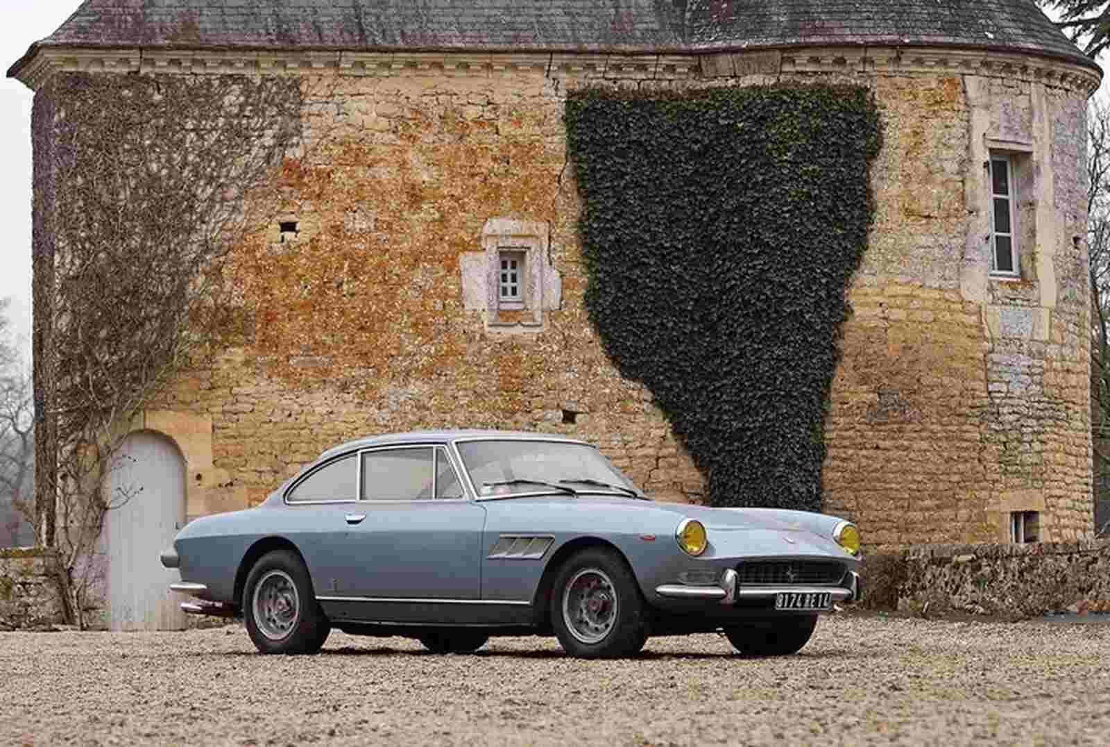 Ferrari 330 GT a subasta
