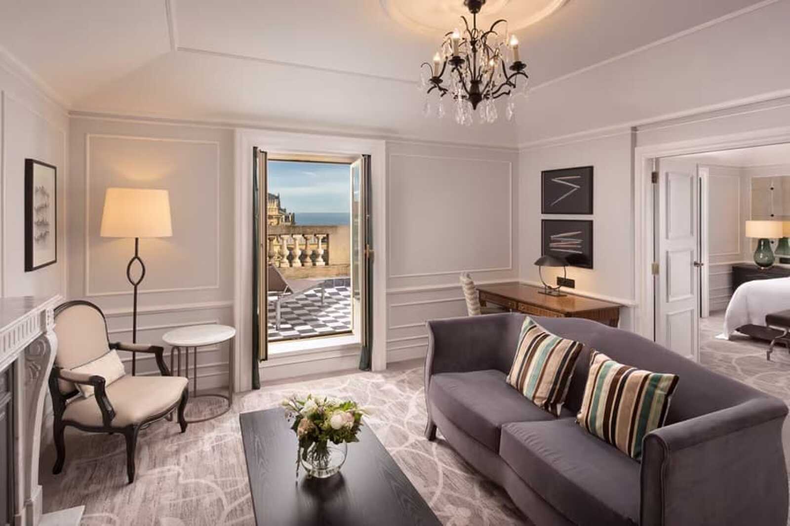 Suite del hotel Maria Cristina de Tamara Falc&oacute;