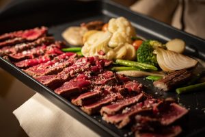 Plato de atún rojo del restaurante Azahara