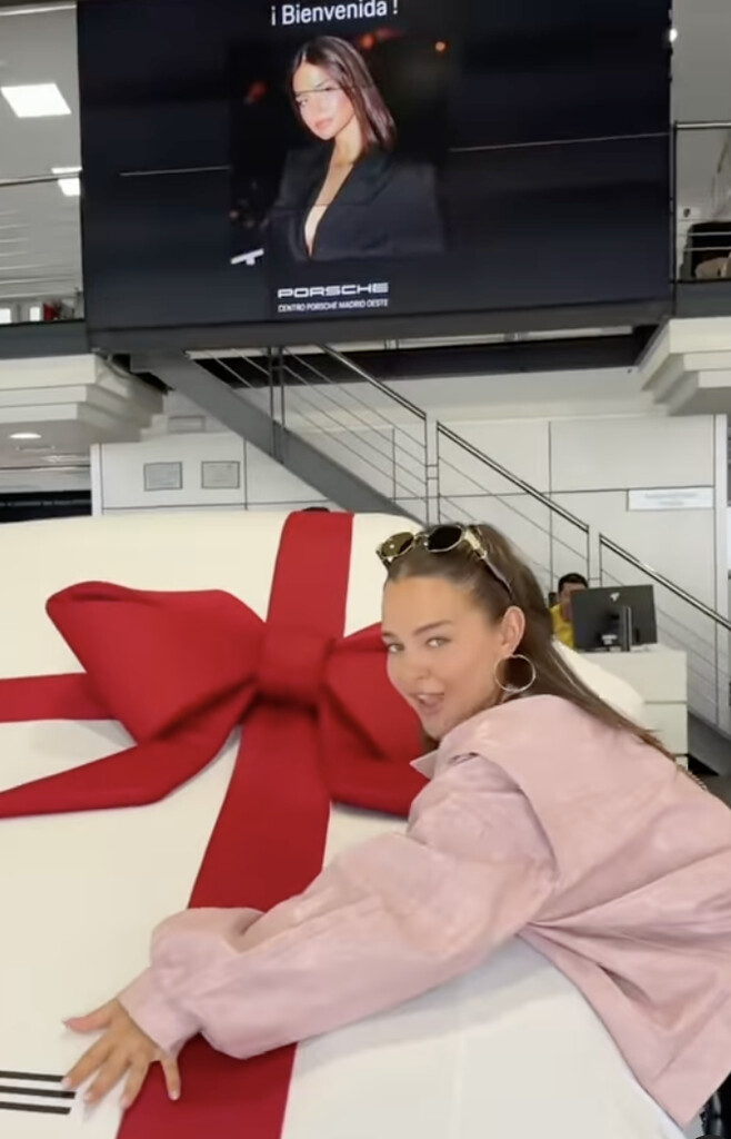 Laura Escanes Porsche