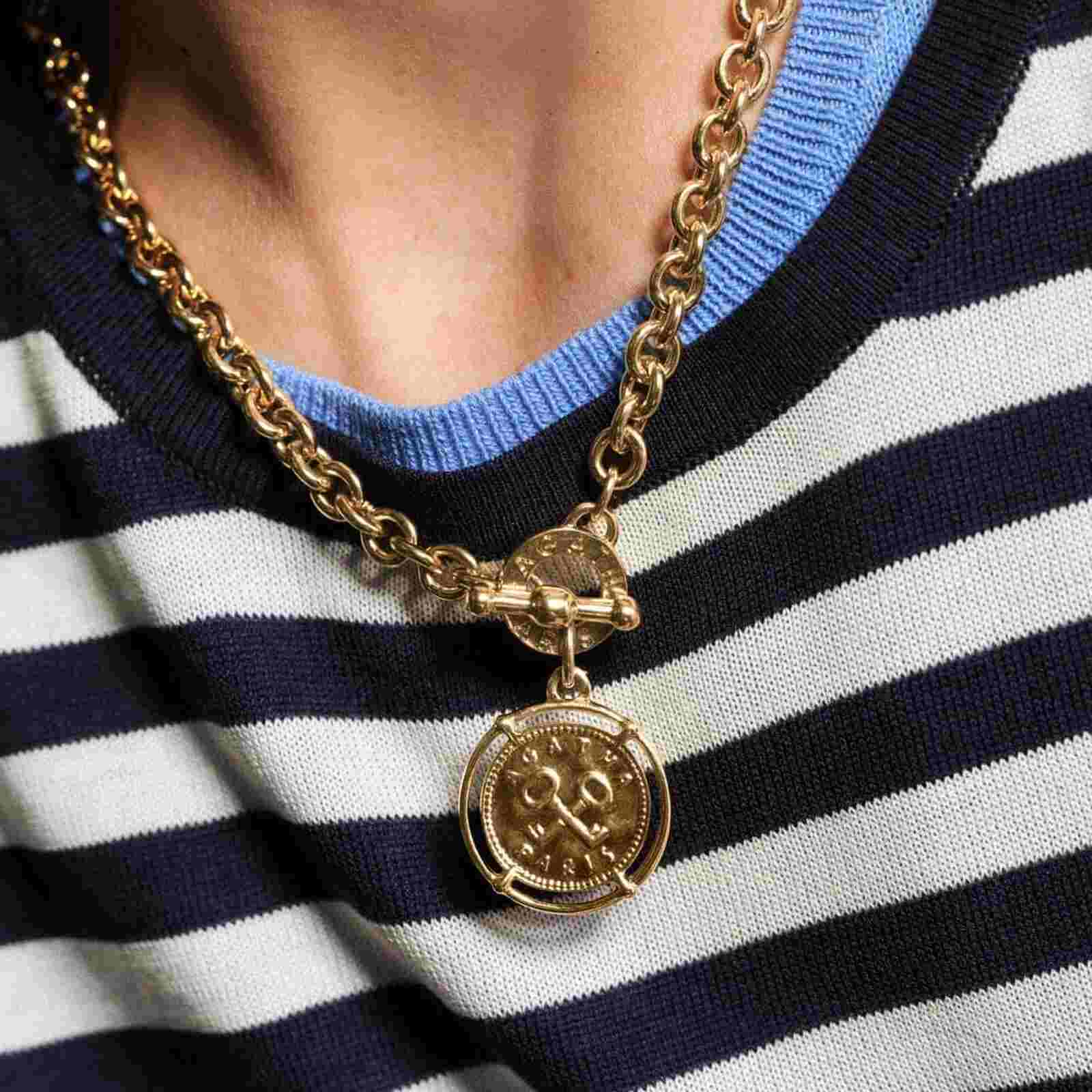 Collar de Agatha París
