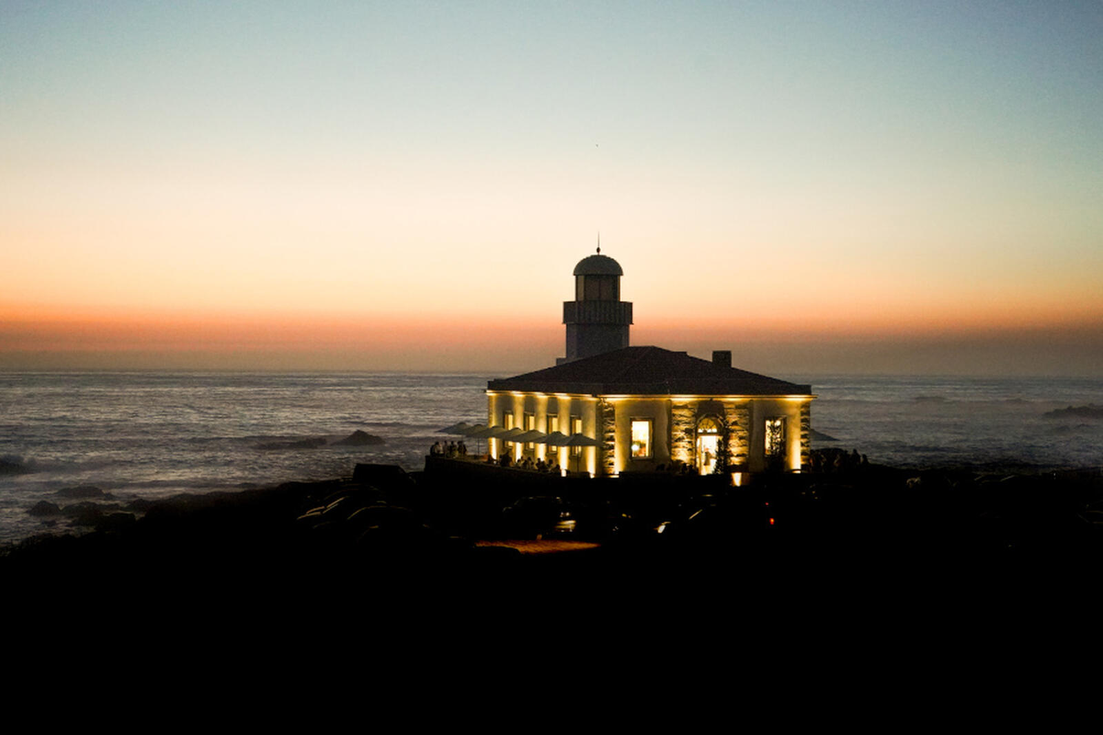Faro Pequeño al atardecer en Baiona