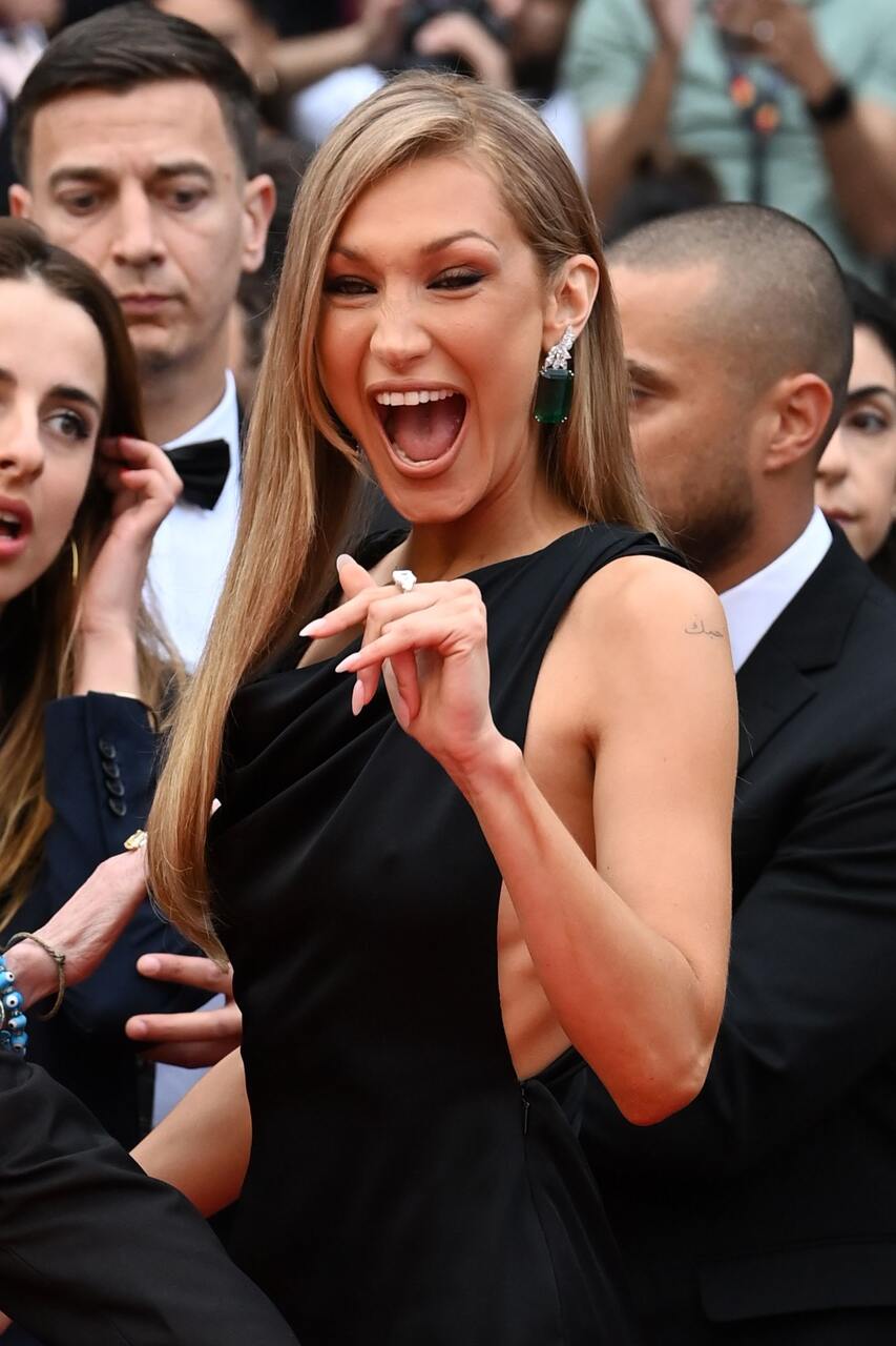 bella hadid manicura jabon