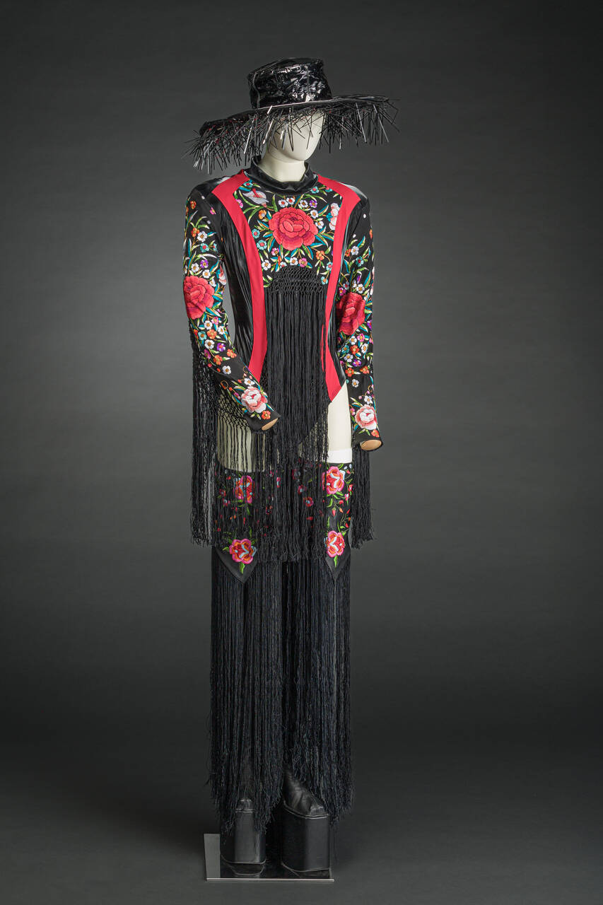exposici&oacute;n raices museo del traje. Traje regional
