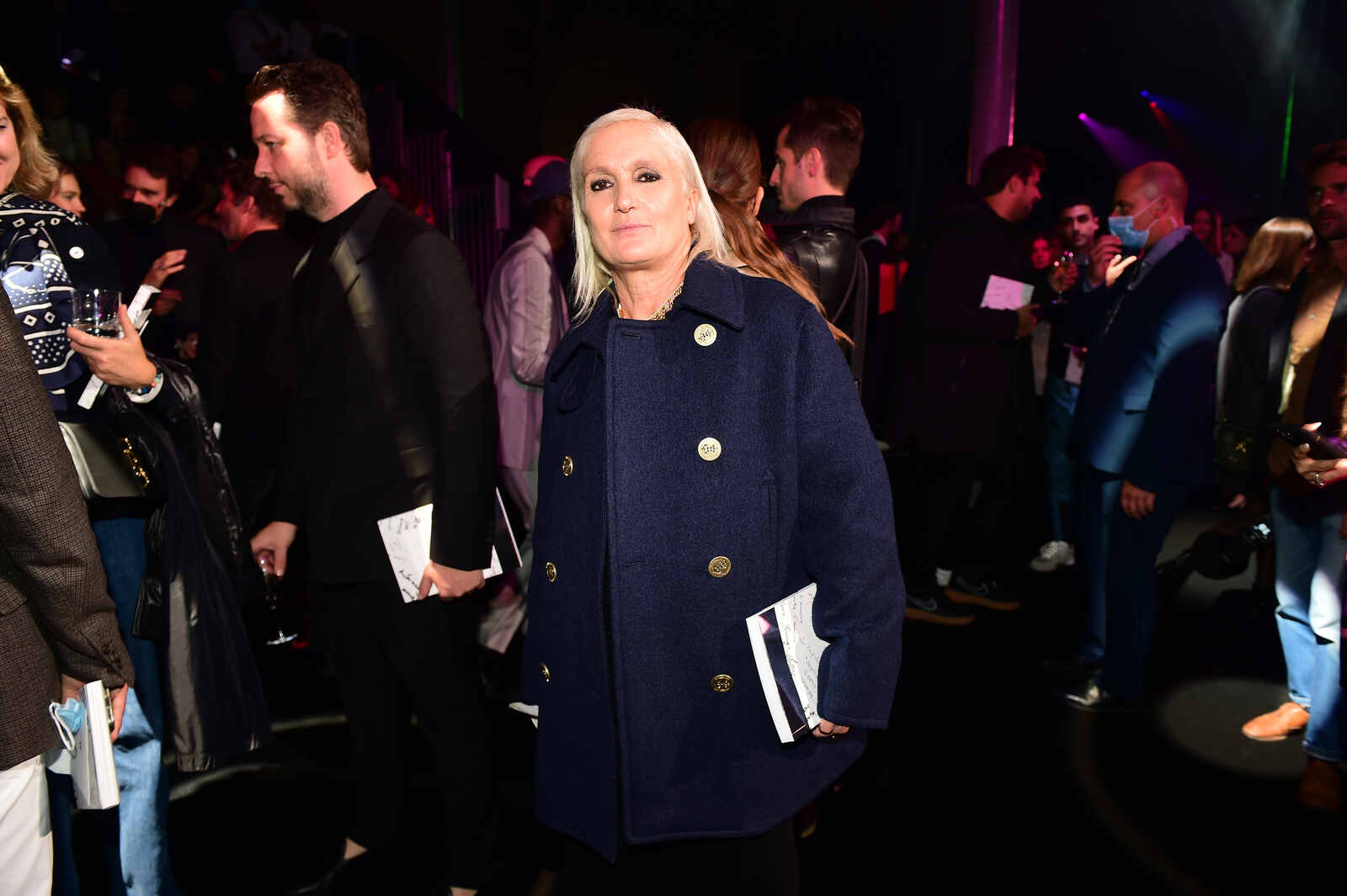 Maria Grazia Chiuri posando