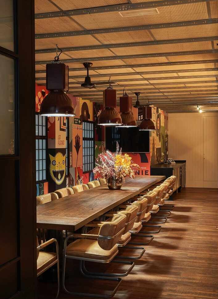 wine bar retro