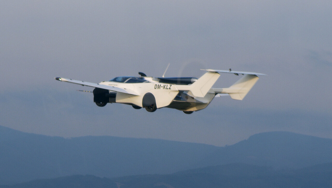 coche volador precio