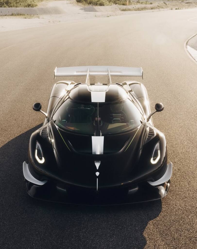 Coche m&aacute;s r&aacute;pido del mundo