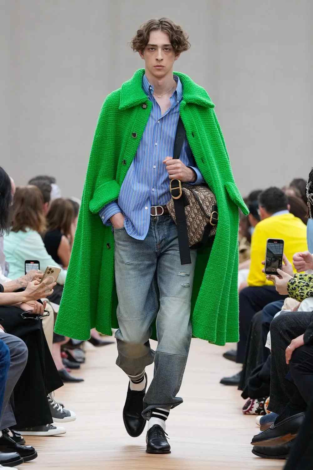 Pantal&oacute;n vaquero
