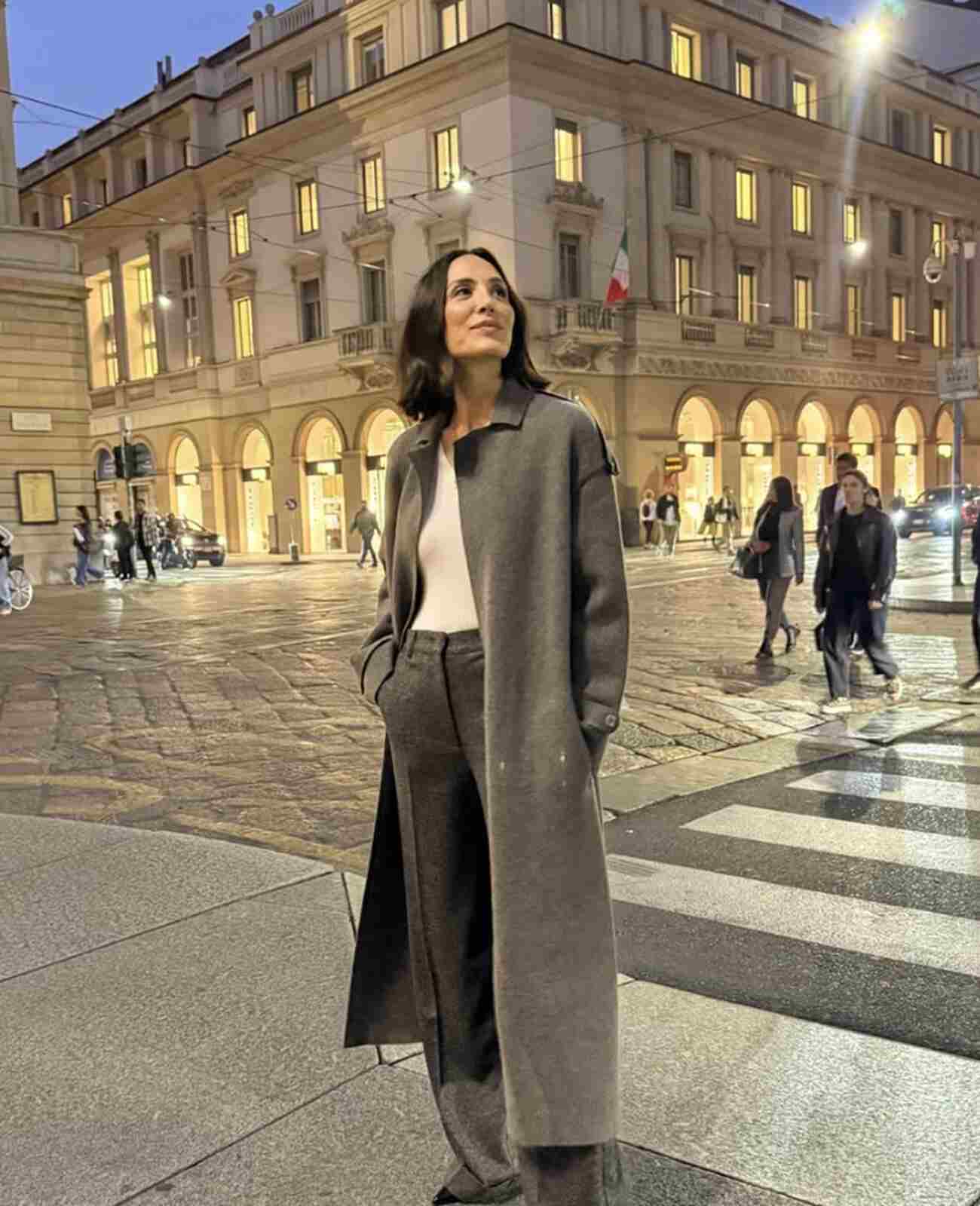 Tamara Falcó con uno de sus abrigos