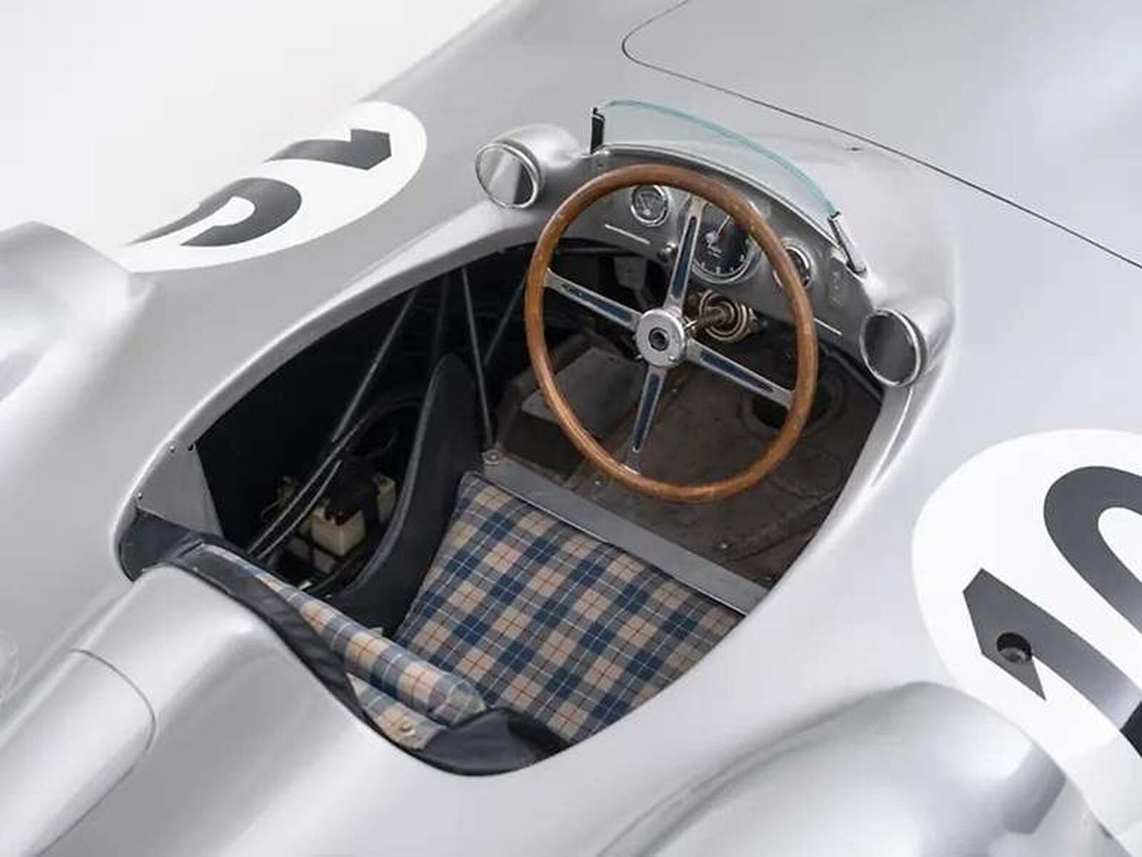 Volante del Mercedes histórico