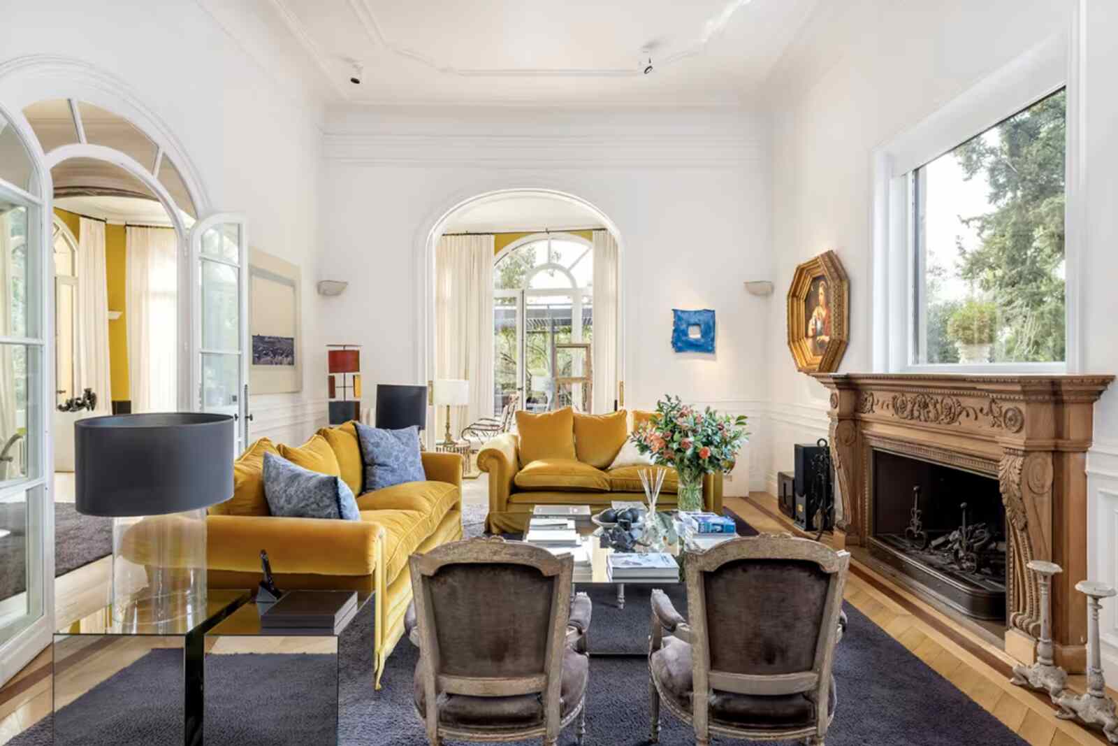 Sal&oacute;n de la casa de Woody Allen en Barcelona