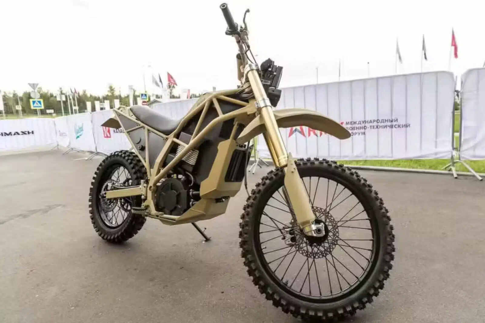 Diseño de moto de Kalashnikov